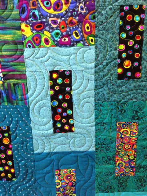 A Quilt A Week: Quilts 25 - 29! Charity Quilts! Charity Quilt Patterns Free, Quilts For Charity, Easy Charity Quilts Free Pattern, Easy Charity Quilts, Charity Quilt Ideas, Charity Quilts Patterns Free, Charity Quilt Patterns, Keyhole Quilt, Masculine Quilts