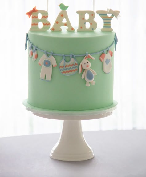 36 Super-Cute Baby Shower Cake Ideas Baby Shower Pasta, Baby Shower Cakes Neutral, Baby Shower Cake Designs, Baby Shower Cake Ideas, Baby Shower Cakes For Boys, Christening Cakes, Baby Boy Cakes, Gateaux Cake, Baby Birthday Cakes