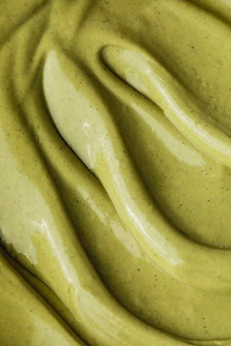 Food Texture Photography, Pistachio Crema, Pistachio Photography, Food Product Photography Ideas, Food Ingredients Photography, Pistachio Aesthetic, Green Food Photography, Green Aesthetic Moodboard, Pistachio Art