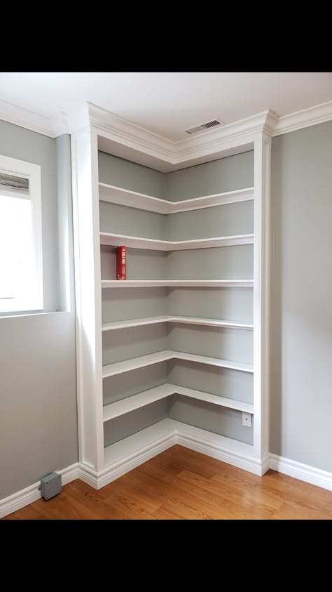 Built In Corner Library, Bookshelves In Corner, Corner Shelves Built In, Corner Shelf Built In, Corner Shelf Bookcase, L Shaped Built In Shelves, Building Bookcases, Built In Shelves Playroom, Bookcase Corner