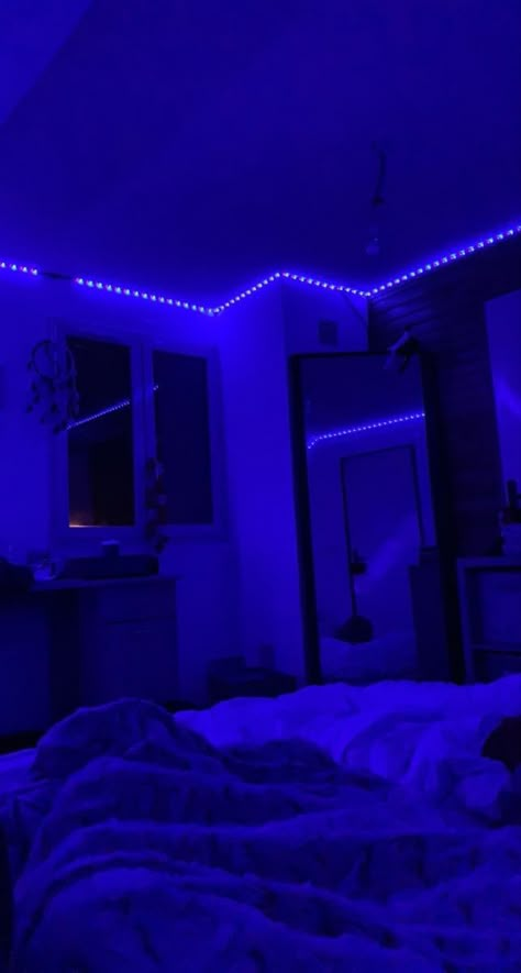 Bedroom Vibes Aesthetic Dark, Chill Vibe Bedroom Ideas, Dark Blue Led Lights Aesthetic, Dark Led Room Aesthetic, Dark Neon Room, Blue Led Lights Bedroom, Dark Blue Room Aesthetic, Dark Room Aesthetic, Dark Blue Rooms