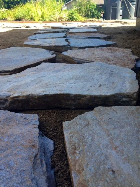 DIY Lowes Flagstone Courtyard Home Improvement Flagstone Courtyard, Flagstone Steps, Flagstone Pathway, Gravel Walkway, Stepping Stone Walkways, Flagstone Pavers, Garden Walkways, Flagstone Walkway, Courtyard Home