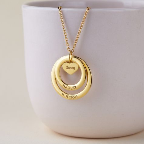 "This necklace is a meaningful and sweet gift for a mom/grandma, with her being in centre on a heart charm and kids/grandkids' names surrounding her. A perfect gift for Mom/Grandma on any occasion. PRODUCT INFO * Materials: 925 sterling silver with 18K yellow gold or rose gold plate options.  * Small ring measures approx. 3/4\" (20mm). Big ring measures approx. 1\" (26mm). Heart charm approx. 0.37\" x 0.32\" (9.8 x 8.5mm) * WORD LIMIT: Small ring: 4-5 words / Big ring: 6 words. Date is counted a Nana Jewelry, Grammy Gift, Necklace With Kids Names, Names Necklace, Grandmother Necklace, Necklace With Name, Grandma Necklace, Name Necklace Silver, Rose Gold Plate