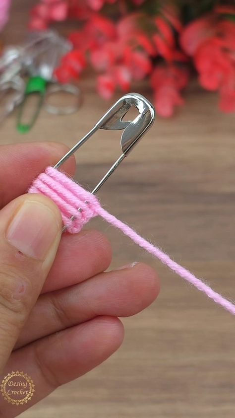 Sevil Topal | 💯👌I made it with knitting thread using a safety pin and took a video of it. #crochet #knitting | Instagram Quick Earrings To Make, Leftover Yarn Projects Crochet Ideas, Etsy Craft Ideas, Crochet With Thread Patterns, Crochet Presents Ideas Handmade Gifts, Two Color Crochet Pattern, What To Make With Yarn, Pearl Crafts Ideas, Diy With Thread