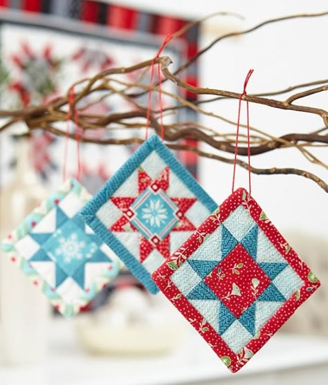 Block Ornaments, Color Ornaments, Sewn Christmas Ornaments, Sew Christmas, Folded Star, Quilt Christmas, Mini Quilt Patterns, Christmas Quilting, Quilted Ornaments