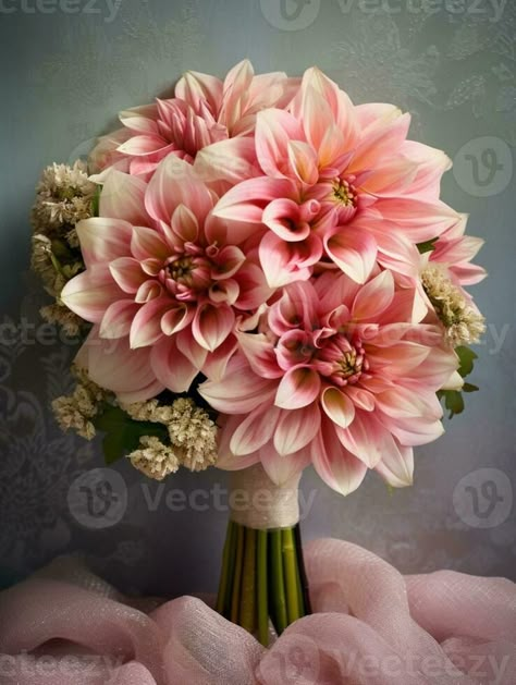 Dhalia Aesthetic Bouquet, Dalia Bouquet, Dahlia Bouquet Wedding, Bridal Bouquet Dahlia, Dahlia Flower Bouquet, Dahlias Bouquet, Delilah Flower, Dahlia Bridal Bouquet, Dahlia Centerpiece