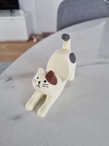 Pottery Phone Holder, Clay Phone Holder Diy, Air Dry Clay Phone Stand, Air Dry Clay Phone Holder, Phone Holder Clay, Clay Phone Stand, Clay Phone Holder, Ceramic Phone Holder, Cat Phone Holder