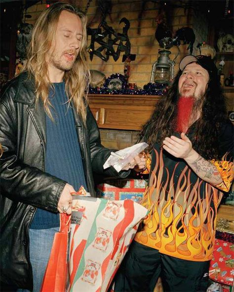 ~Best Of Holidaze To Ya Dime...A Big Ole Bag Of Coke With Already Rolled Up Bill...Yep! The Gift Of Giving...Niiiiice~ Dimebag Darrel, Vinnie Paul, Phil Anselmo, Mad Season, Dimebag Darrell, Jerry Cantrell, Layne Staley, Grunge Music, Holiday Bag