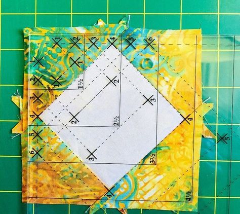 How many ways can you make a square in a square quilt block? Here is a free quilt tutorial for Method # 10. #quiltblock #squareinasquare #quilttutorial #quilttips #scrapdash Square In A Square Quilt, Free Quilt Tutorials, Quilt Tutorial, Quilt Block Tutorial, Quilt Guild, Paper Piecing Patterns, Wall Quilts, Quilting For Beginners, Free Quilting