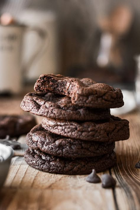 Soft, thick and chewy high altitude tested brownie cookies, made without a mixer, and no chill time needed. High Altitude Desserts, High Altitude Brownies, High Altitude Baking Recipes, Chow Mein Candy, Fall Party Desserts, Diy Scented Pinecones, High Altitude Cookies, Frankenstein Rice Krispie Treats, Fall Leaf Cookies