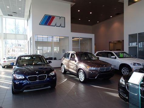 Cain BMW's showroom - Come in and check out our New BMWs! Bmw Showroom, Bmw Dealership, All Apple Products, Driving Pictures, Apple Products, Showroom, Bmw Car, New House, Suv Car