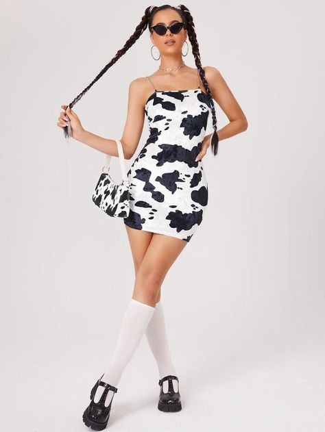 SHEIN Cow Pattern Chain Detail Velvet Bodycon Dress | SHEIN USA Cow Print Costume Ideas, Pink Cow Print Dress, Cute Cow Costume Women's, Halloween Costumes Fashion, Fashion Halloween Costumes, Cowprint Bodycon Dress, Cow Print Outfit, Cow Print Dress Toddler, Fashion Costume Halloween