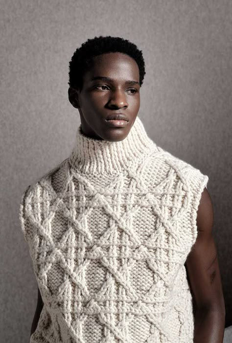 Tom Browne, Knit Cables, Spring Knitwear, Mens Knitwear, Knit Tweed, Knitwear Trends, Kim Jones, Men's Knitwear, Diy For Men