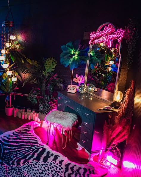 The ✨neon✨ studio is definitely what BoudiesByKatieMayClicks is known for! This side of our studio is lit solely by the neon lights- giving your photos a dark, funky, colorful and sometimes spicy 🥵 vibe We love messing with alllll the colorful, bright lingerie over here and definitely see our return clients on this side the most- when they’ve already had a session in our natural light studio and come back wanting to get funky! Did you know we have two studios with two VERY different vib... Chill Vibe Bedroom Ideas, Miami Inspired Decor, Dark Neon Room Aesthetic, Moody Neon Aesthetic, Dark Neon Room, Neon Lights Living Room, Neon Pink Room, Neon Colors Aesthetic, Whimsigoth Home Decor