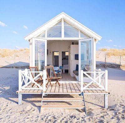 Tiny Beach Cottage, Tiny Beach House, House On The Beach, Beach Is My Happy Place, Beach Cabin, Interior Vintage, Coastal Living Rooms, Beach Huts, Beach Shack