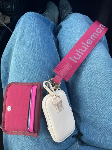 Car Key Lanyard Aesthetic, Wallet Key Chains, Car Lanyard Aesthetic, Cute Key Chains For Car Keys With Wallet, Car Keys Lanyard, Things To Put On Your Keychain, Key Inspo Aesthetic, Pink Lulu Keychain, Lululemon Car Keychain