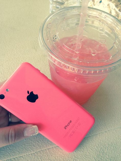 I love my pink iPhone my boyfriend got for me for Christmas! Pink Juice, Tumblr Girly Aesthetic 2013, 2010s Aesthetic, Tumblr Quality, Tickled Pink, Pink Iphone, Everything Pink, Iphone 5c, Pink Princess