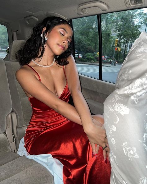 Madison Reyes, Luke Luke, Heaven Sent, Fav Celebs, 2000s Fashion, Just Girl Things, Red Formal Dress, Pretty People, Red Dress