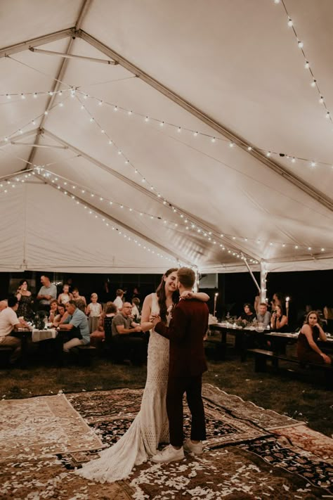 Rustic Wedding Decor Diy Outdoor Reception Ideas, Boho Country Backyard Wedding, Backyard Wedding Entrance Ideas, Backyard Wedding Mood Board, Backyard Wedding Dance Floor Ideas, Outdoor Diy Wedding Reception, Outdoor Wedding And Reception Together, Backyard Wedding Summer, Backyard Wedding Marquee