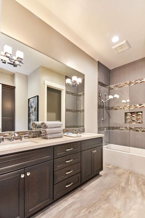 Brown Vanity Bathroom Ideas, Vanity Master Bath, Vanity Bathroom Ideas, Small Half Baths, Brown Bathroom Vanity, Brown Vanity, Room Ideas Organization, Crystal Cabinets, Small Bathroom Colors