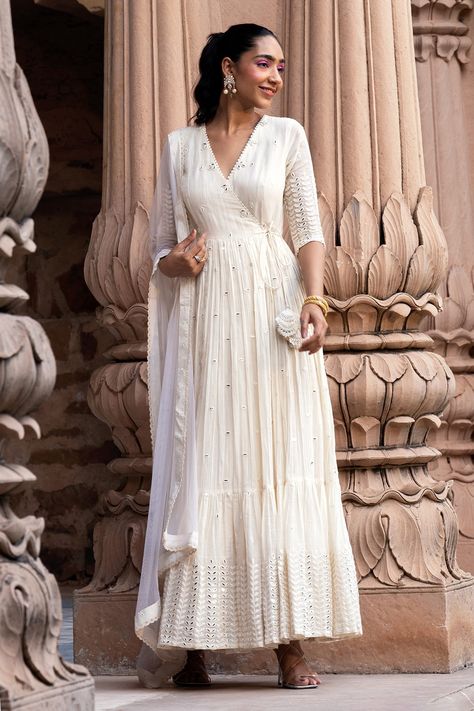 Shop for these amazing collections of Off White Angrakha: Cotton Mulmul And Dupatta: Tulle & Anarkali With For Women by PREEVIN online at Aza Fashions. Offwhite Anarkali Party Wear, White Anarkali Dress Pattern, Off White Chikankari Suit, Onam Churidar Design, Off White Churidar Designs, Anarkali Styling Ideas, Off White Suits Women Indian, White Anarkali Suits Classy, White Angrakha Anarkali