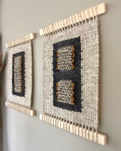 Art Fibres Textiles, Handmade Tapestry, Woven Wall Hangings, Weaving Loom Diy, Weaving Loom Projects, Wall Hanging Handmade, Weaving Wall Hanging, Handmade Tapestries, Textile Wall Art