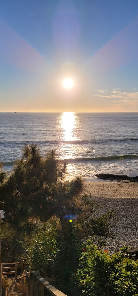 Sunny afternoon Beach Scenery Sunny Aethestic, Sunny Bright Aesthetic, Afternoon Asthetic Picture, Afternoon Astethic, Beach Afternoon Aesthetic, Happy Sunny Aesthetic, Sunny Day At The Beach, Bright Sunny Day Aesthetic Wallpaper, Sunny Beach Pictures