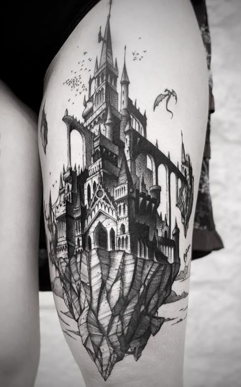 Tattooed Person, Hogwarts Castle Tattoo, Cathedral Tattoo, Drawing Mermaid, Hogwarts Tattoo, Tattoo Pencil, Heavily Tattooed, Drawing Dragon, Drawing Heart