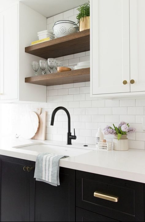 Open shelving above sink in pantry - but I think there is a window there. Condo Inspiration, Above Kitchen Sink, Two Tone Kitchen Cabinets, Above Sink, Minimalist Dekor, Decor Ikea, Open Kitchen Shelves, Kitchen Transformation, Pretty Kitchen