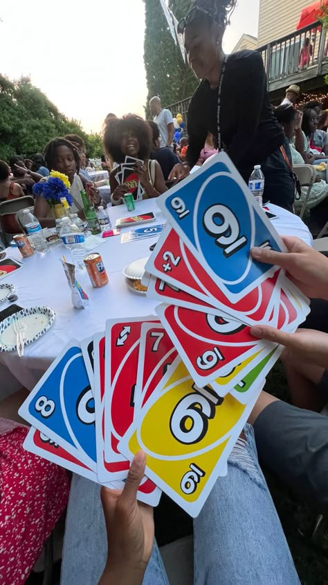 Uno With Friends, 25th Birthday Ideas, Man Lifestyle, Friend Photo Ideas, Pj Party, Yes Man, Ultimate Bucket List, Friend Pictures Poses, Friend Things