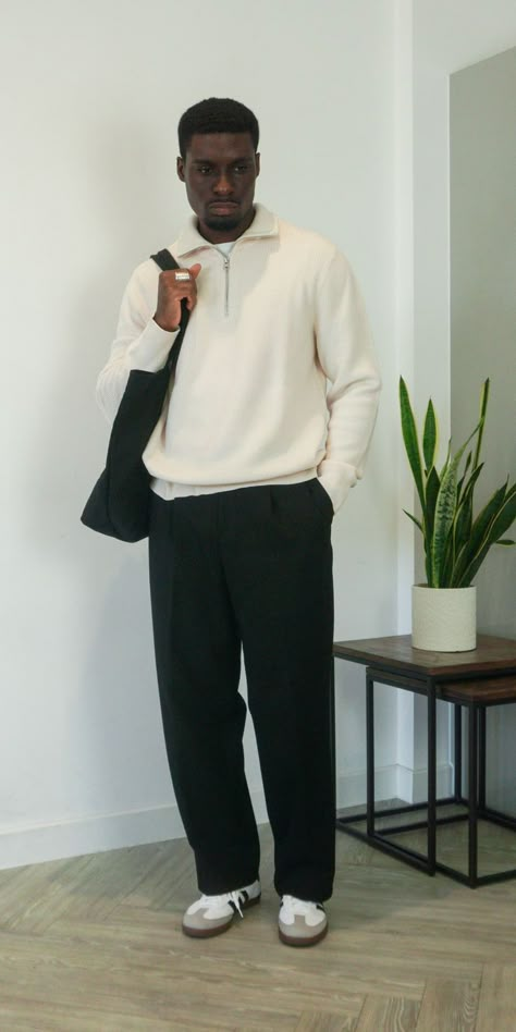 Adidas Samba styling and general styling  inspiration. Mens Outfits Uniqlo, Zip Up Sweatshirt Outfit Men, Minimalist Style For Men, Trouser Sweatshirt Outfit, Men Outfit Uniqlo, Men Outfits Minimalist, Aesthetic Clothing For Men, Men’s Fashion Uniqlo, Minimalist Fashion Short Men