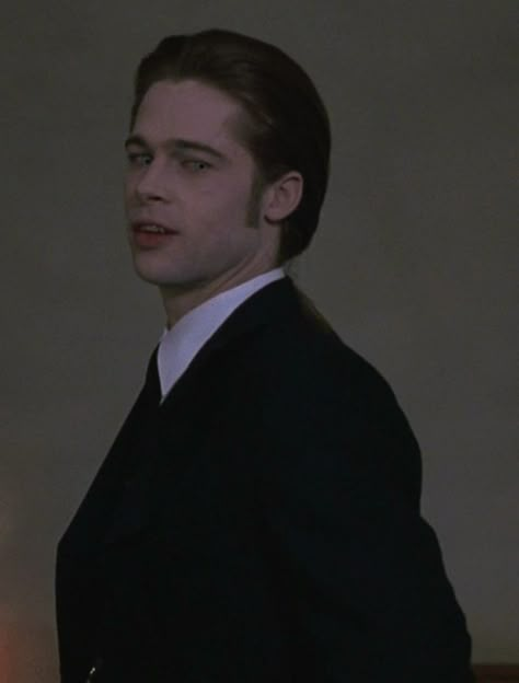 Brad Pitt Interview With A Vampire, Brad Pitt Vampire, Brad Pitt Interview, Brad Pitt 90s, Rusty Ryan, Young Brad Pitt, Louis Interview With The Vampire, Interview With The Vampire 1994, Modern Vampire