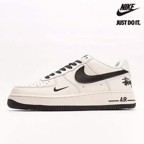 Aesthetic Shoes For Men, Nike Air Force 1 Black And White, Men’s Nike Shoes, Black And White Shoes Aesthetic, Trendy White Shoes, Trendy Shoes For Men, Best White Shoes, White And Black Shoes, White And Black Sneakers