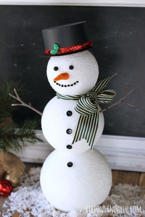 Cute Holiday Snowman Foam Snowman Craft, Snowman Scene Ideas, Snowman Arms, Foam Snowman, Diy Snowman Decorations, Snowmen Crafts, 3d Snowman, Wacky Races, Snowman Crafts Diy