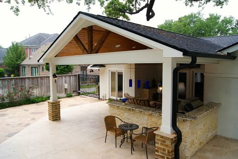 Gable Roof Patio Cover in Houston | Flickr - Photo Sharing! Design Per Patio, Covered Patio Ideas, Patio Addition, Backyard Covered Patios, Covered Patio Design, Covered Back Patio, Outdoor Covered Patio, Roof Ideas, Contemporary Patio