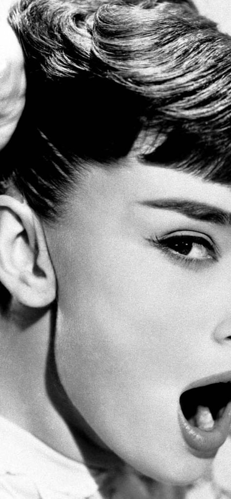 Audrey Hepburn Wallpaper, Hepburn Audrey, Aubrey Hepburn, Estilo Taylor Swift, I Love Cinema, What’s Going On, Just Girl Things, Audrey Hepburn, Style Icon