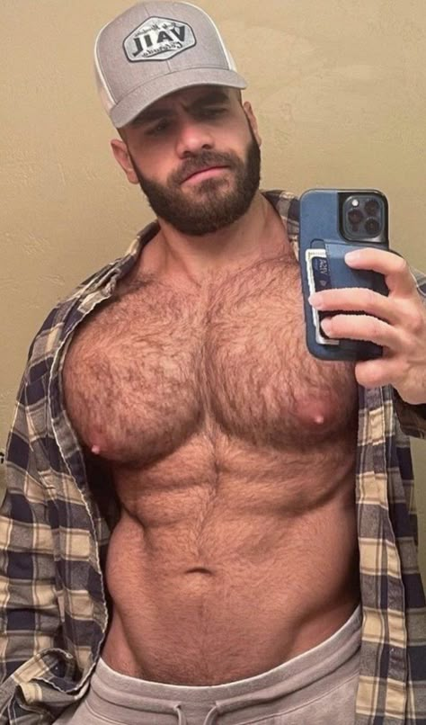 Taking A Selfie, Beefy Men, Men Bodies, Men's Muscle, Muscular Men, Shirtless Men, Big Men, Muscle Men, Male Body