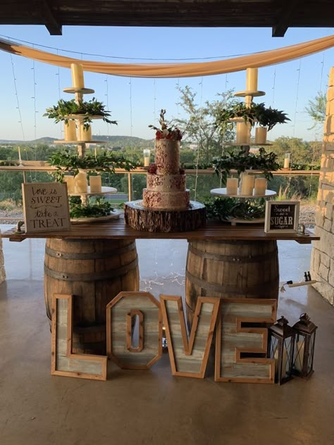 Whiskey Barrel Ideas Wedding Rustic Dessert Tables, Whiskey Barrel Table Wedding, Whiskey Barrel Party Decor, Rustic Barrel Decor, Whiskey Barrel Dessert Table, Rustic Barrel Wedding Decor, Whiskey Barrel Wedding Cake Table, Country Wedding Cake Table, Rustic Treat Table Ideas