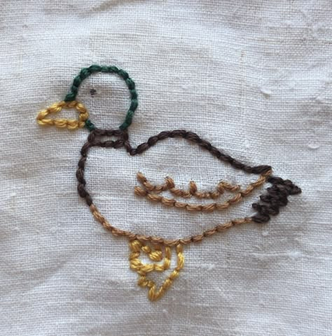 Embroidered Mallard Duck, Embroidery Duck Simple, Duck Hand Embroidery, Embroidery Animals Simple, Embroidery Duck Patterns, Mallard Duck Embroidery, Embroidered Duck Simple, Frog Embroidery Simple, Duck Embroidery Design