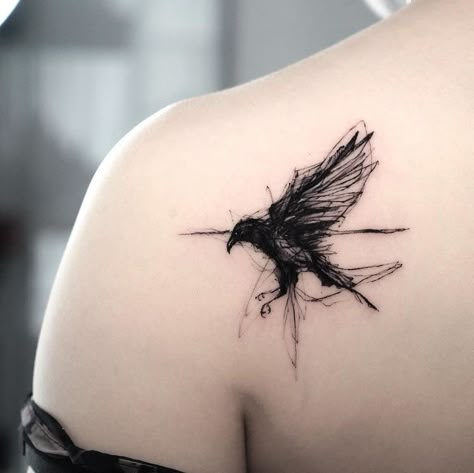 Neck And Shoulder Tattoos, Shoulder Tattoos For Females, Black Crow Tattoos, Female Tattoo Designs, Crow Tattoos, Tatuaje Trash Polka, Rabe Tattoo, Crow Tattoo Design, Black Bird Tattoo