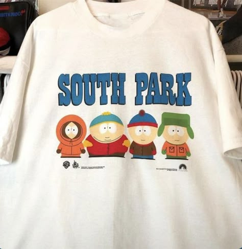 90s Shirts Graphic Tees, Trending Streetwear, Geeky Clothes, Kenny South Park, Aesthetic Styles, Graphic Tee Outfits, 90s Tees, Style T Shirts, 90s Shirts