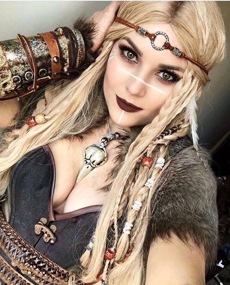 VikingStyle on Instagram: “Shieldmaiden cosplay outfit 🔥 . >> Viking-styles.com << . Photo @itskarliwoods” Vikings Costume Diy, Viking Halloween, Viking Halloween Costume, Viking Makeup, Vikings Halloween, Viking Cosplay, Costume Viking, Viking Dress, Viking Costume