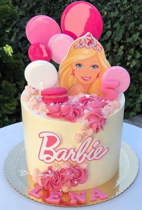 Girls Barbie Birthday Party, Barbie Themed Cake, Barbie Party Ideas, Barbie Birthday Cake, Barbie Party Decorations, Barbie Theme Party, 5th Birthday Cake, Pink Birthday Cakes, Barbie Birthday Party