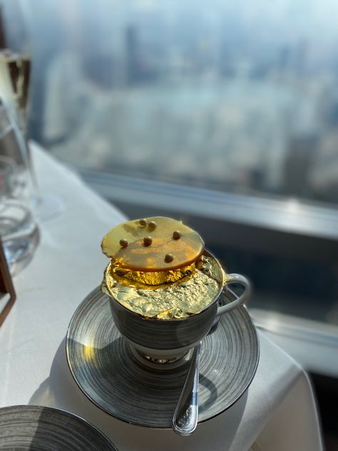 Gold Cappuccino @ Burj Khalifa Dubai Coffee Shop, Dubai Coffee, Jewellery Ads, Coffee Aesthetics, Golden Tea, Billionaire Luxury, Khalifa Dubai, Luxury Coffee, Cocoa Tea