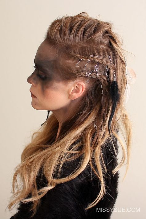 Since it’s finally October I’m excited to be sharing my first Halloween tutorial for the year. I am excited about this Viking warrior costume because I really wanted to focus on the hairstyles for my Viking Makeup, Pelottava Halloween, Dutch Braid Tutorial, Halloweenský Makeup, Braiding Hairstyles, Braid Trends, Viking Braids, Viking Hair, Braid Tutorial