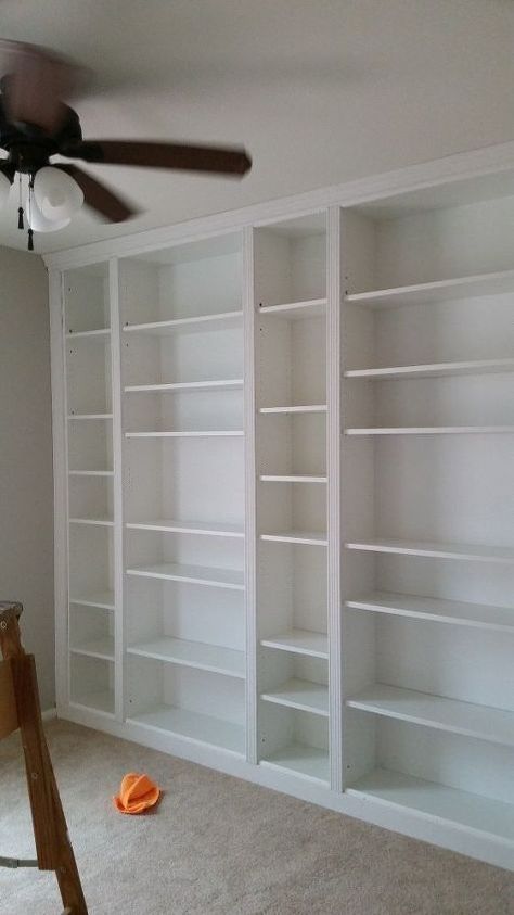 Diy Bookshelf Wall, Diy Library, Billy Ikea, Design Ložnic, Ikea Bookcase, Ikea Closet, Ikea Billy Bookcase, Library Wall, Ikea Billy