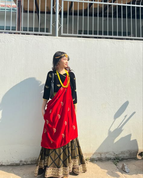 Rai Dress Nepali, Gurung Dress Traditional, Nepali Dress Traditional, Magar Dress Nepali, Nepali Clothing, Magar Dress, Nepali Aesthetic, Nepali Dress, Nepali Traditional