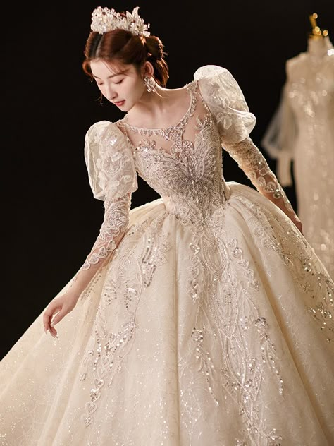 Runway Wedding Dress, Princess Bride Dress, Wedding Dress Luxury, Baju Kahwin, Extravagant Wedding Dresses, Wedding Dresses Princess Ballgown, Fancy Wedding Dresses, Dress Luxury, Fashion Drawing Dresses