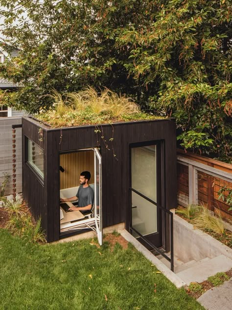 Office Shed, Japanese Soaking Tubs, Outdoor Tub, Small Building, Backyard Studio, Backyard Office, Outdoor Office, Mini A, Garden Studio