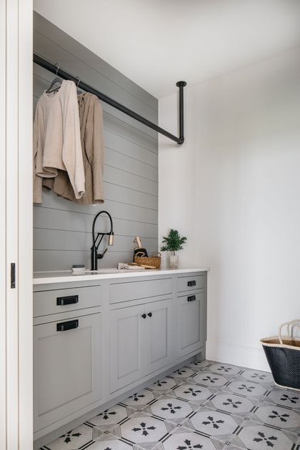 Big Laundry Room Ideas Basements, Accent Wall In Laundry Room, Laundry Room Renovation Inspiration, Barndo Lighting, Long Laundry Room, Laundry Room Mud Room Combo, Laundry Room Color Ideas, Craftsman Laundry Room, Laundry Room Basement